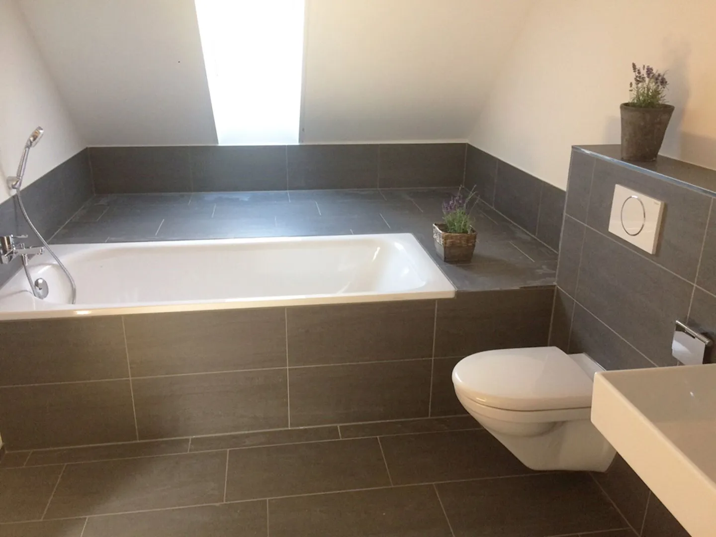 Appartamento Maisonette di 4.5 stanze luminoso in centro - Foto 3 di 14