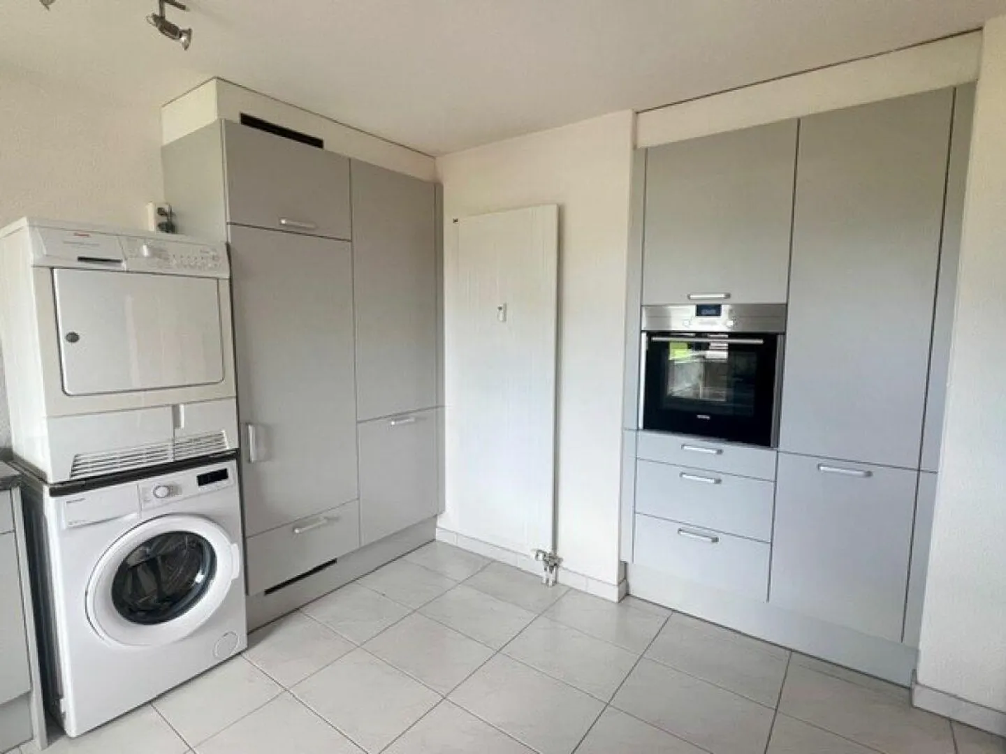Traumhafte 5.5-Zimmerwohung mit grosszügigem Grundriss und Terrasse sucht Sie! - Foto 4 di 29