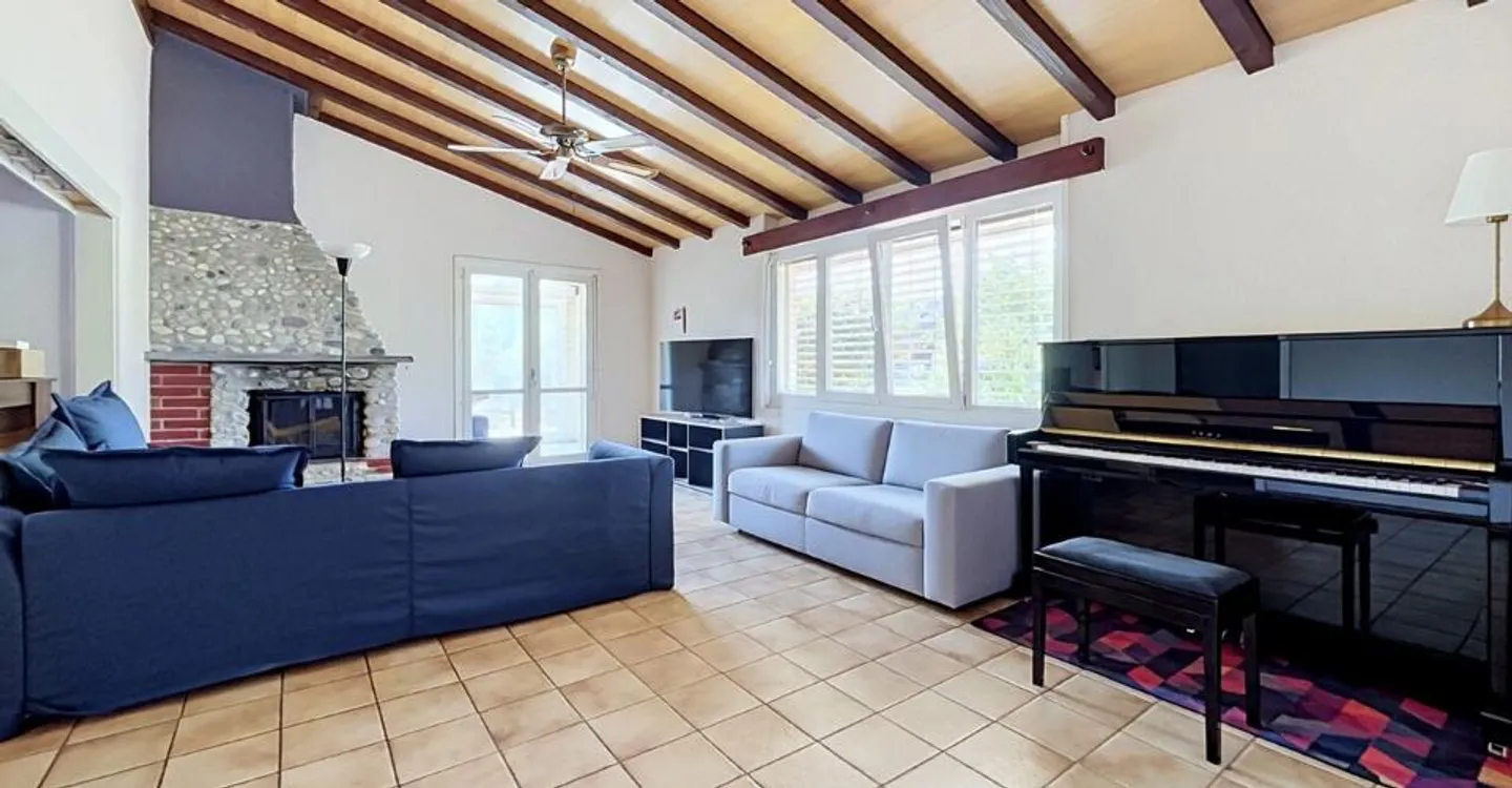 Maison familiale charmante avec jardin - Photo 2 sur 10