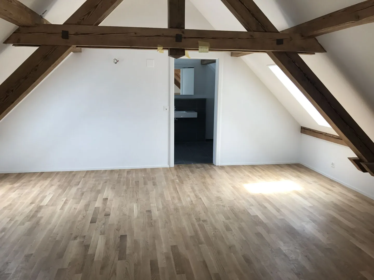 Appartamento Maisonette di 4.5 stanze luminoso in centro - Foto 6 di 14