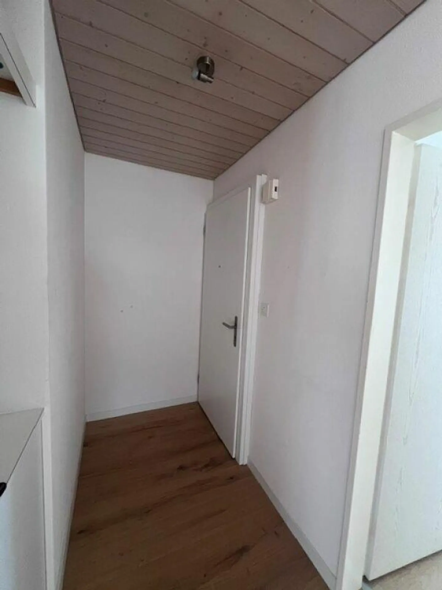 Traumhafte 5.5-Zimmerwohung mit grosszügigem Grundriss und Terrasse sucht Sie! - Foto 19 di 29