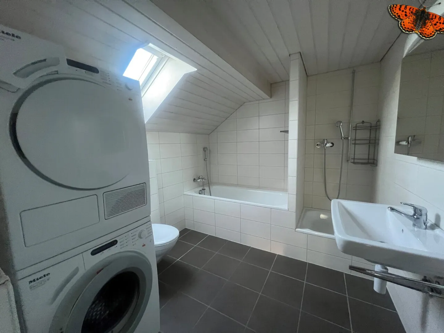 VERY PRETTY INDIVIDUAL HOUSE IN DUPLEX - Photo 11 of 14