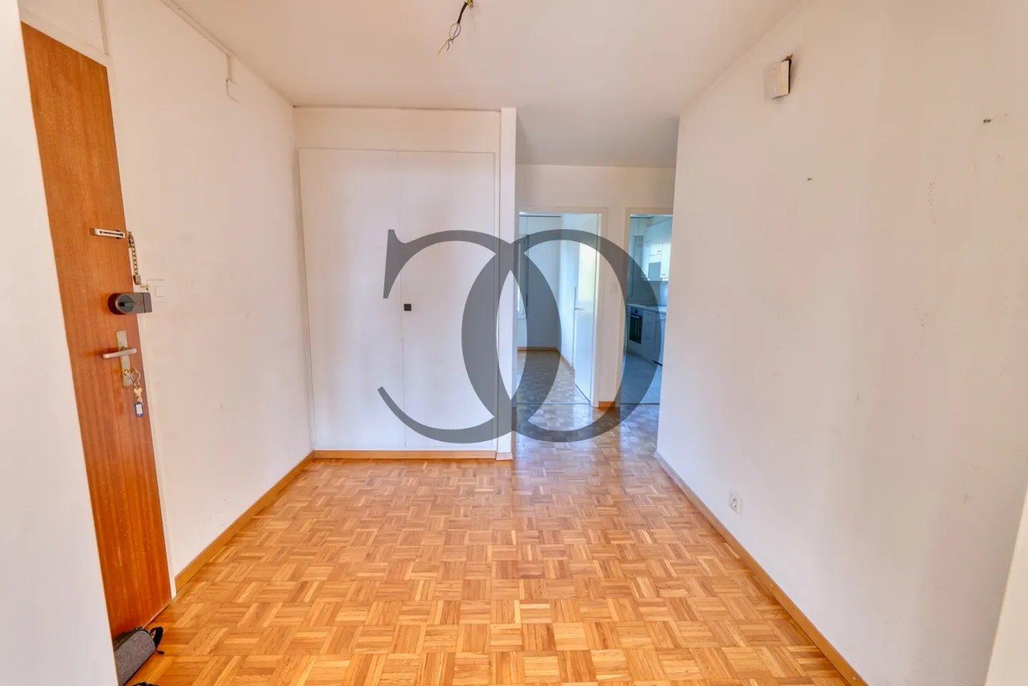 Exclusive! 2.5-room apartment with lake view - Photo 5 of 8