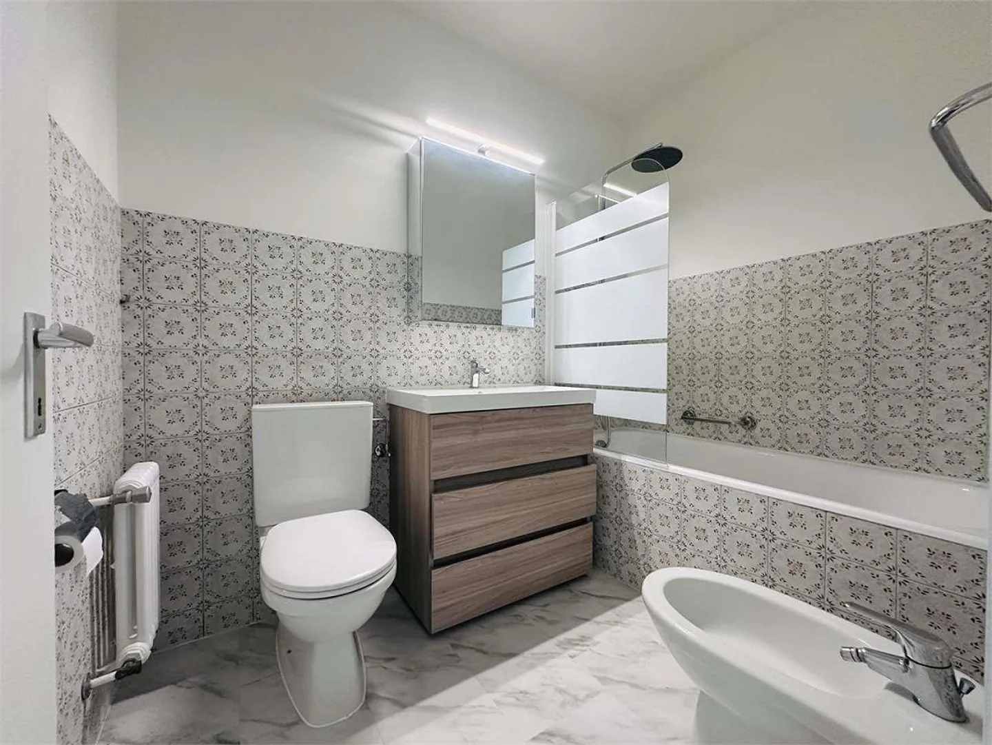 Spacious 3.5-room apartment in Stabio RENOVATED - Photo 6 of 12