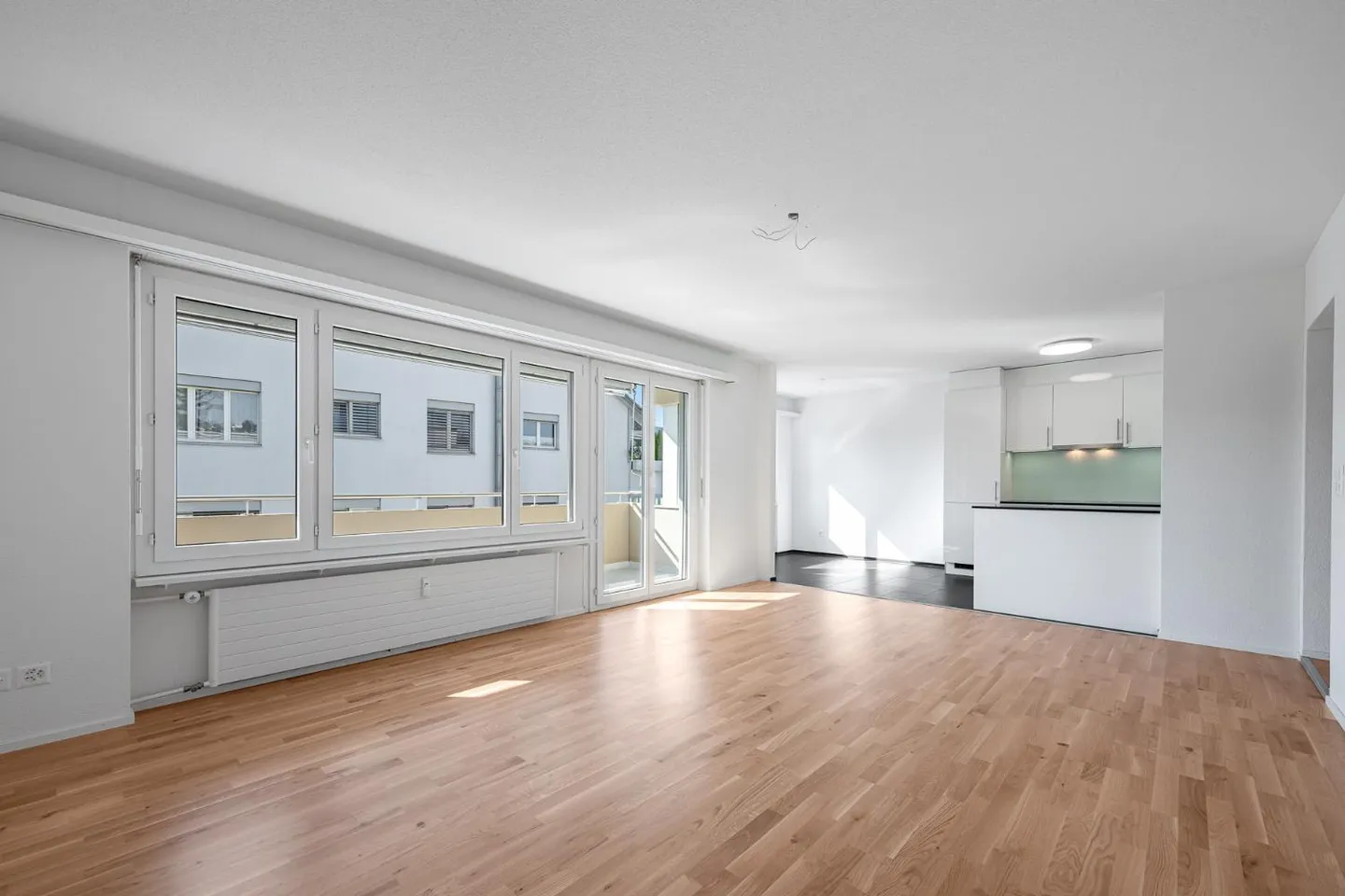 4.5 Room Apartment - Photo 4 of 13