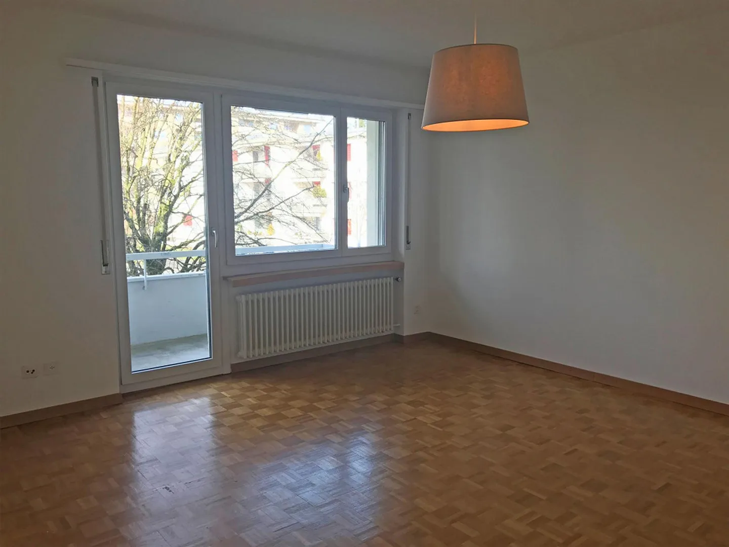 Studio Incantevole in Posizione Ideale - Foto 3 di 6