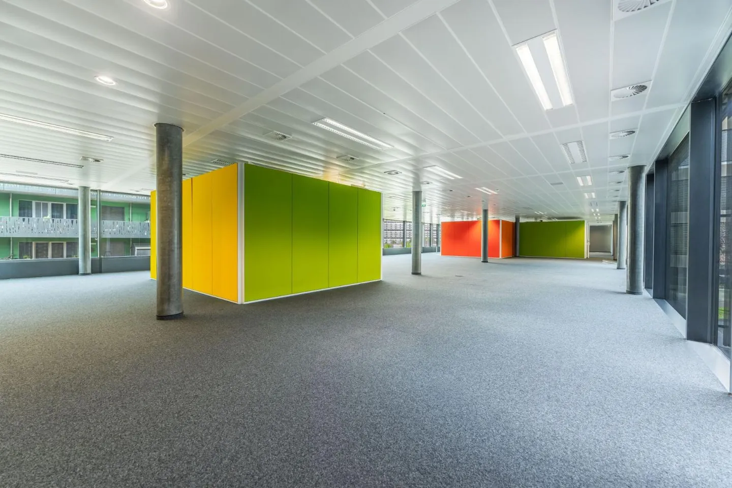 Superficie amministrativa di 529 m² al 3° piano - grandi spazi per uffici luminosi e modulari - Foto 4 di 9