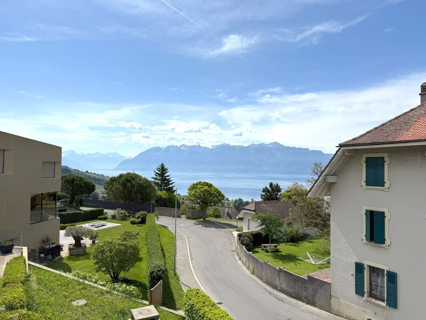 Appartement de Luxe avec Vue sur le Lac - Photo 6 sur 17