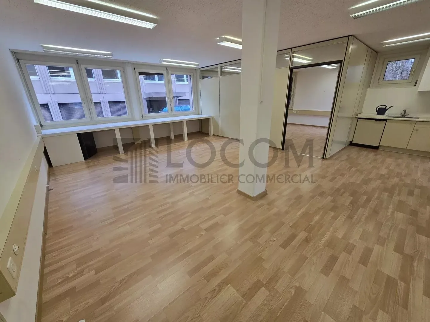 Locaux à louer dans un bâtiment équipé - Photo 10 sur 13