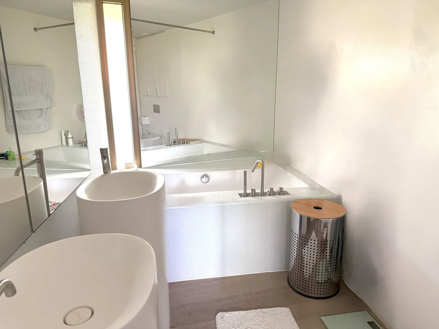 Appartement de Luxe avec Vue sur le Lac - Photo 12 sur 17