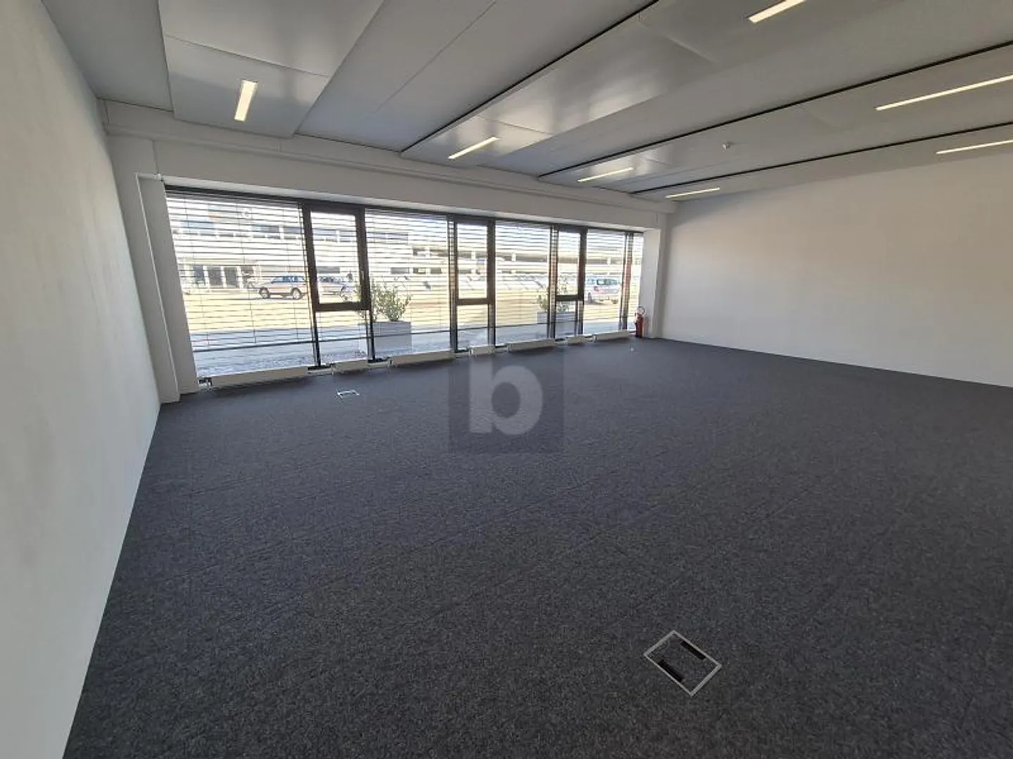 Office space for rent - Photo 4 of 5