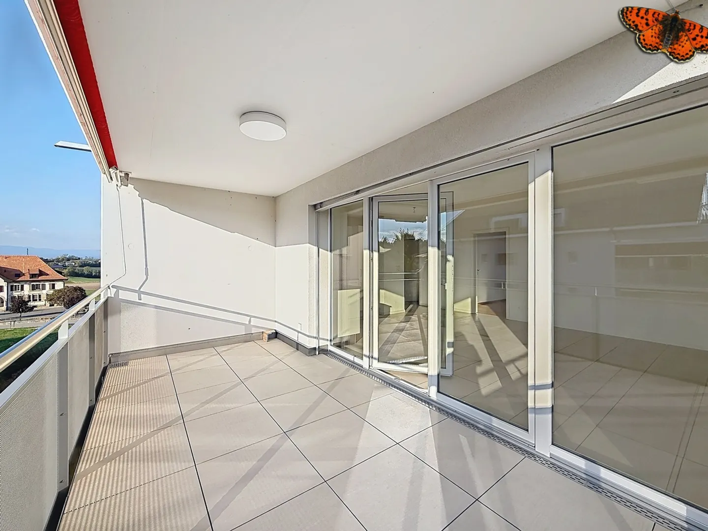 Modernes Appartement mit Balkon - Foto 3 von 9