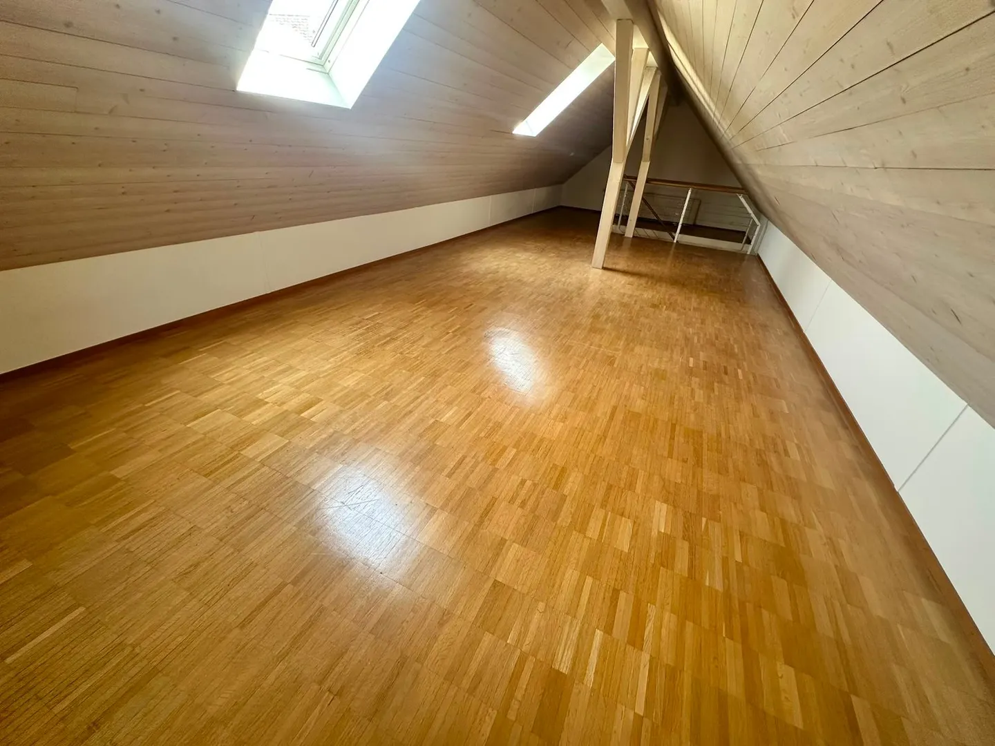 Appartement sous les combles rénové de 3,5 pièces avec un charme ancien et un confort moderne - Photo 16 sur 20