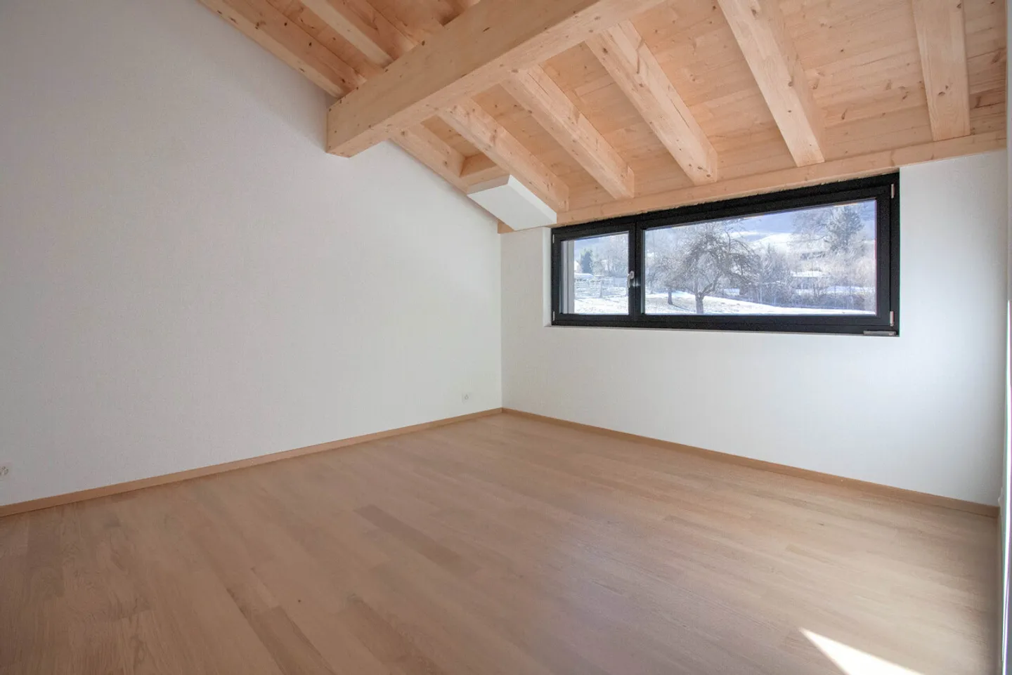 Attique à louer - Photo 5 sur 12