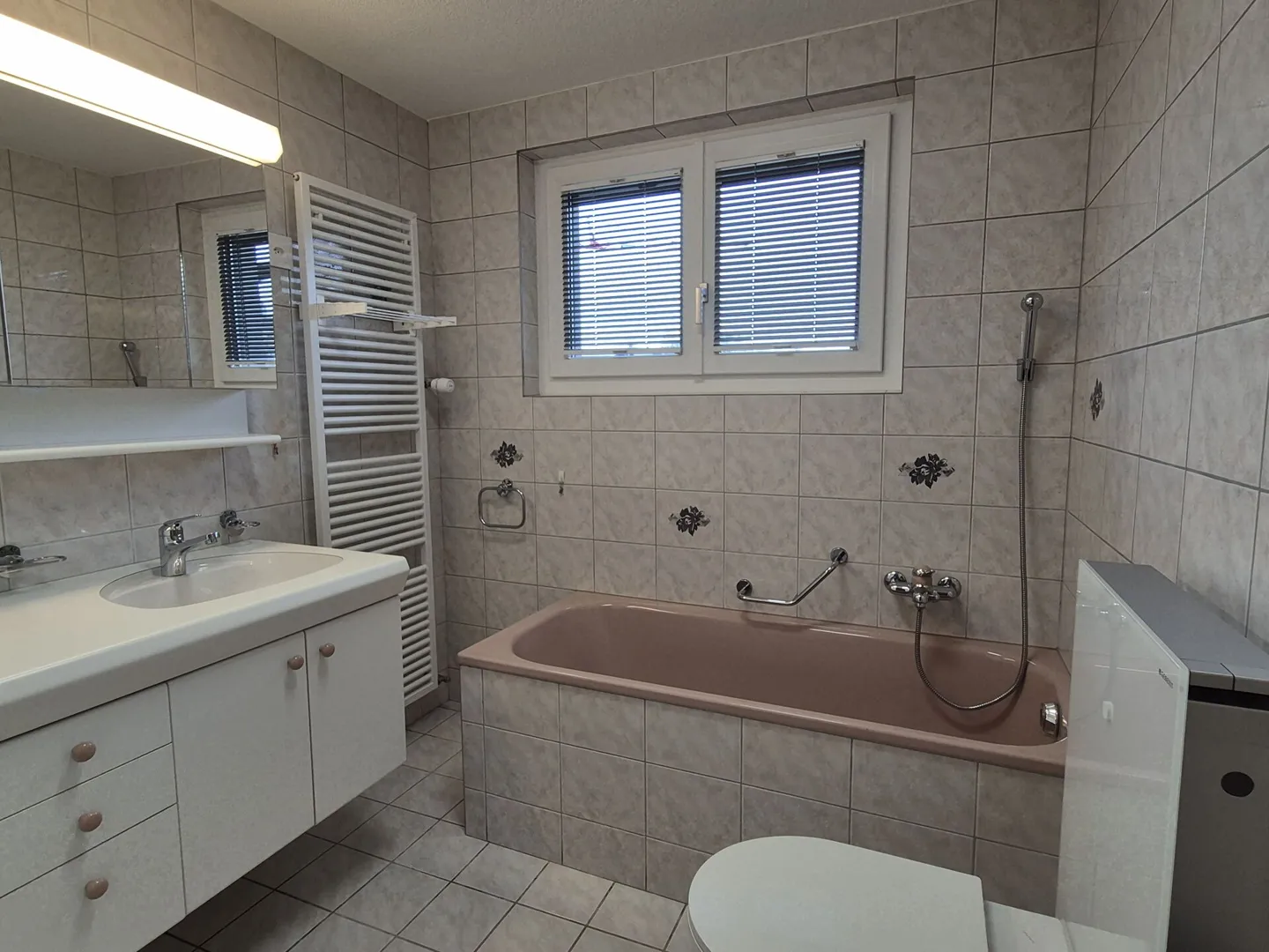 Appartamento di 4 stanze in una posizione tranquilla - Foto 9 di 9