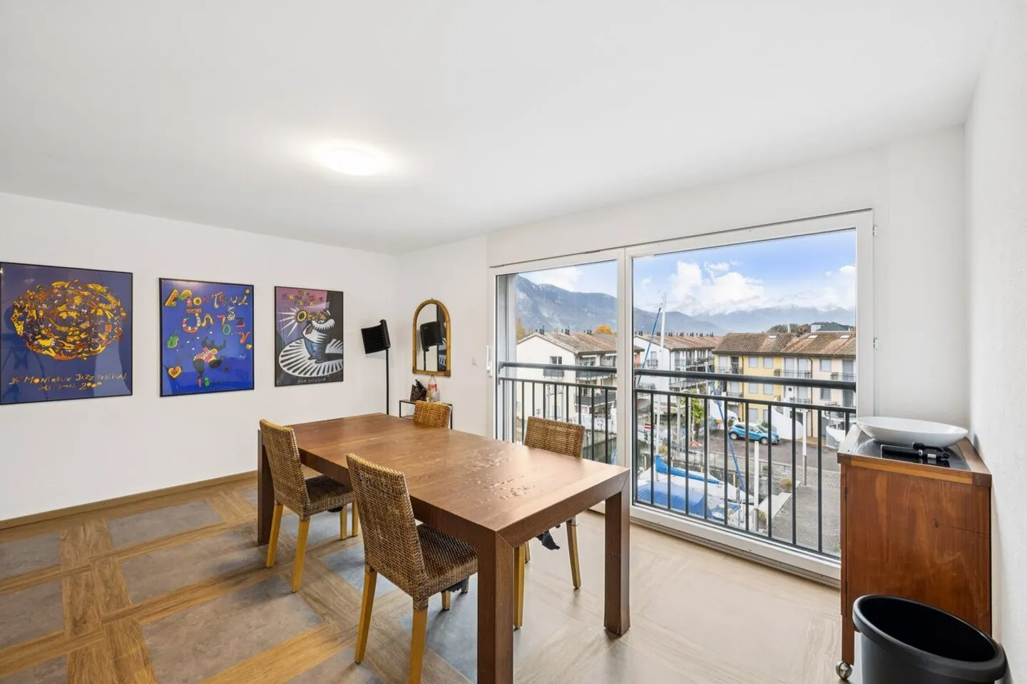 Appartement de 5,5 pièces traversant avec vue sur le lac - Photo 2 sur 17