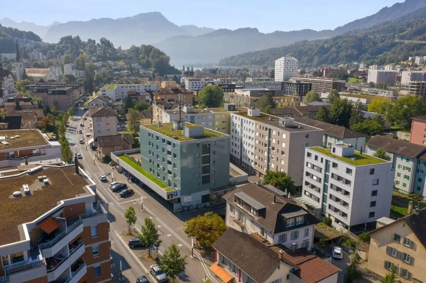 Vetrina nella migliore posizione pedonale a Horw - Foto 1 di 2