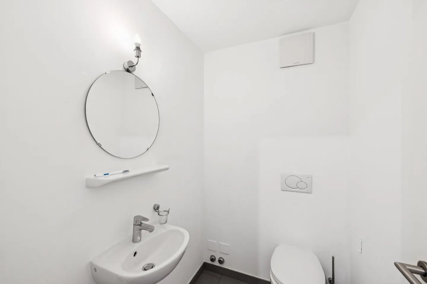 Appartement de 5,5 pièces traversant avec vue sur le lac - Photo 5 sur 17