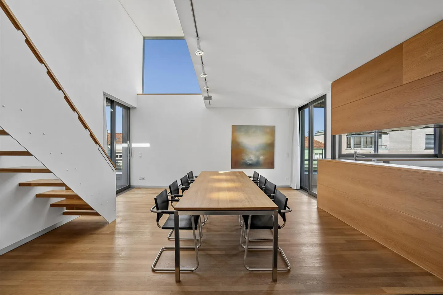 Penthouse of the Extra Class - Rare Attic Residence in Zurich Seefeld - Photo 3 of 8