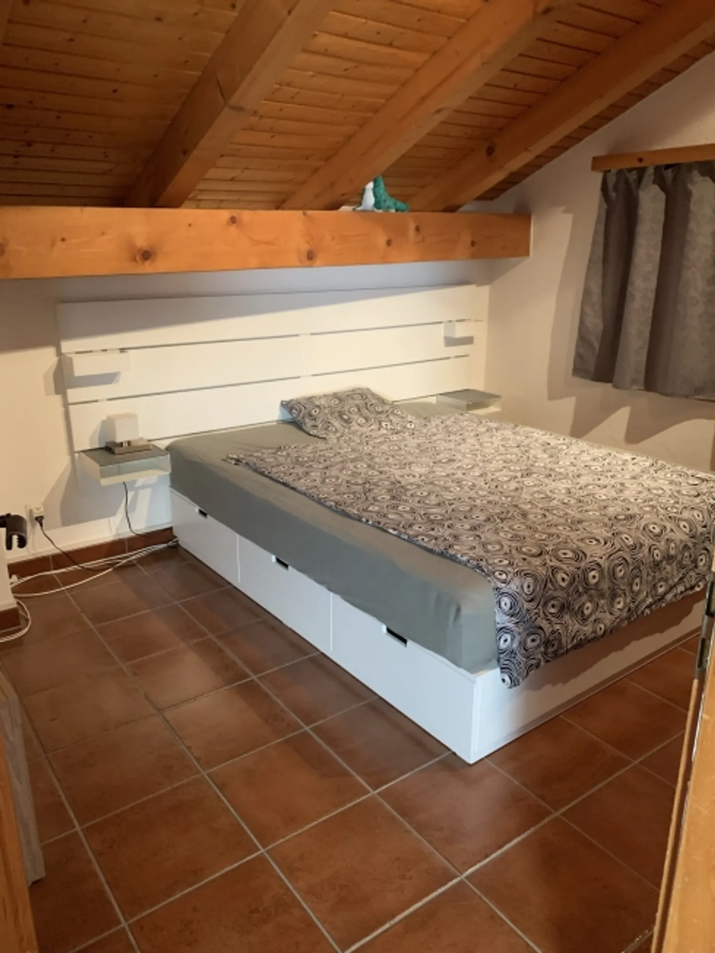 Living in a central location - one net rent free - Photo 8 of 10