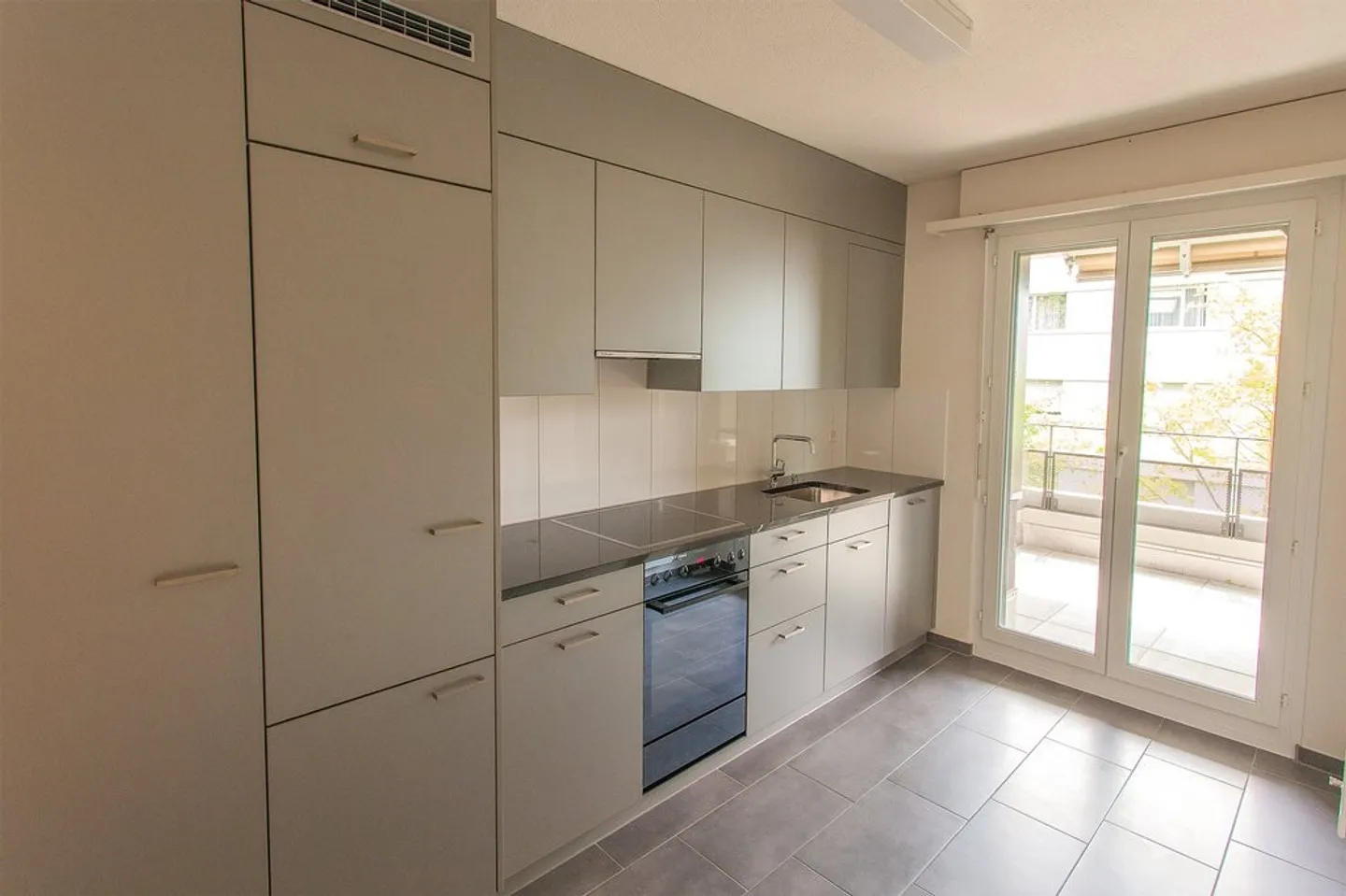 Appartement 4 pièces - Photo 3 sur 9