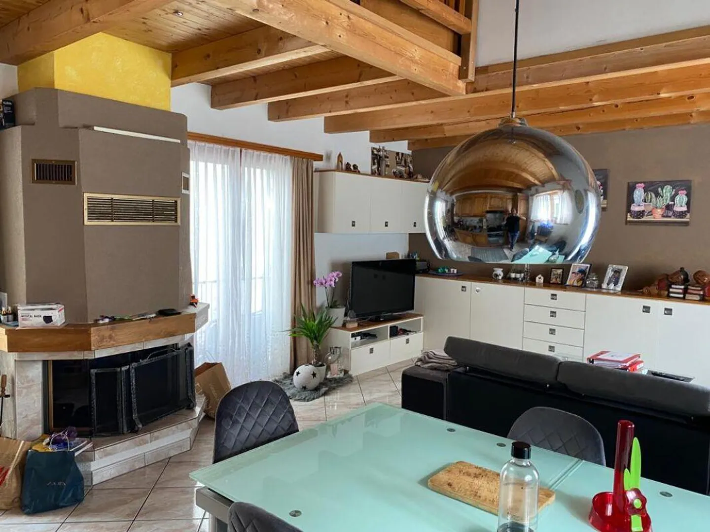 Mehrfamilienhaus mit zwei Wohnungen, ein Duplex und eigenständigem ... - Foto 5 di 13