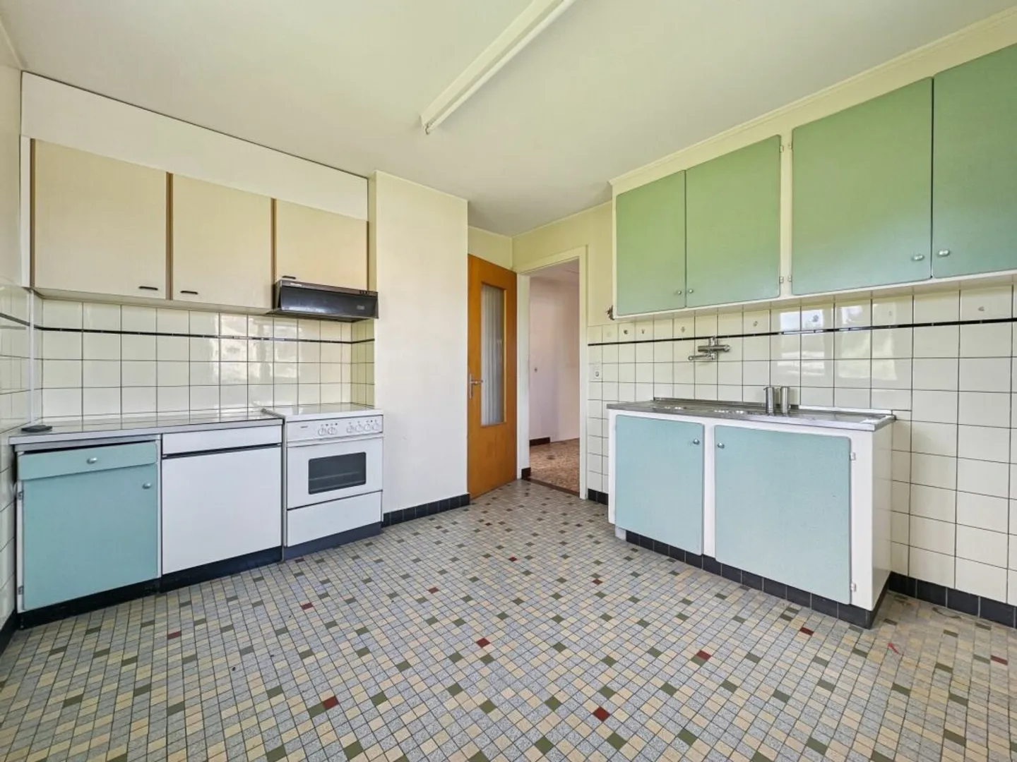 KLEINES HAUS ZU RENOVIEREN, AM RANDE VON LANDWIRTSCHAFTLICHEM GEBIET - Foto 3 von 16