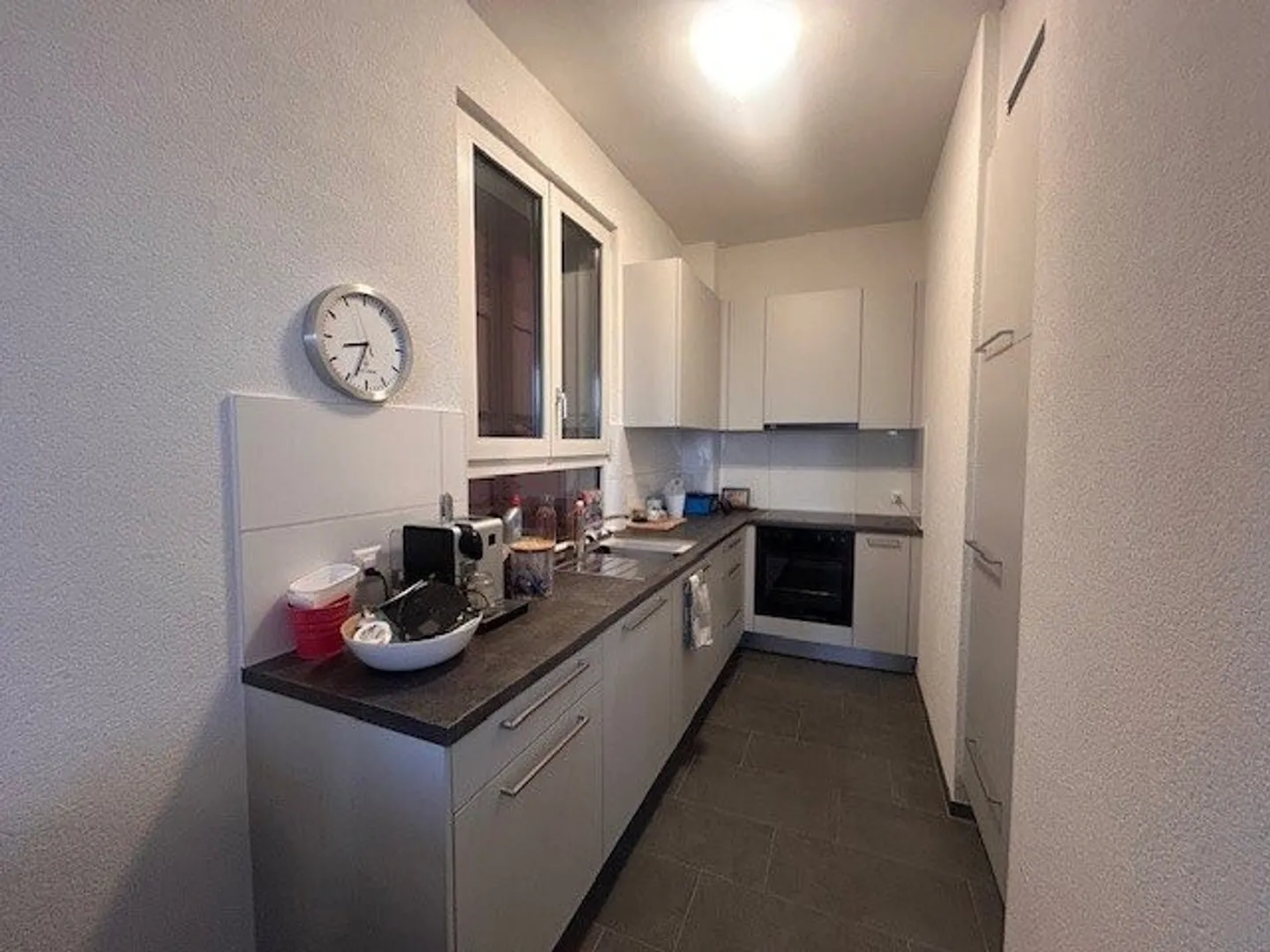 2.5 rooms on the 2nd floor with lake view - Photo 4 of 8