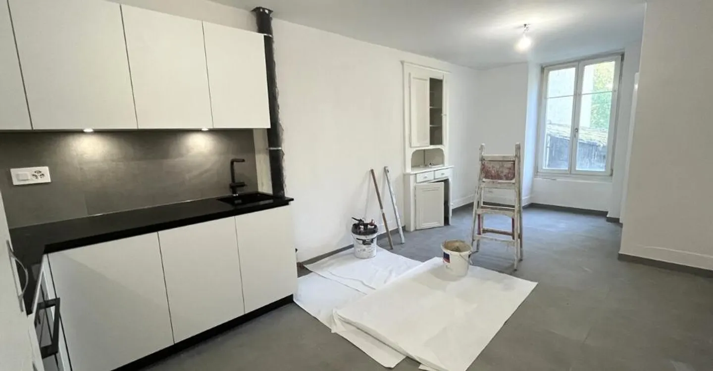 Beautiful 2-room apartment renovated with garden in Yverdon-les-Bains - Photo 1 of 9
