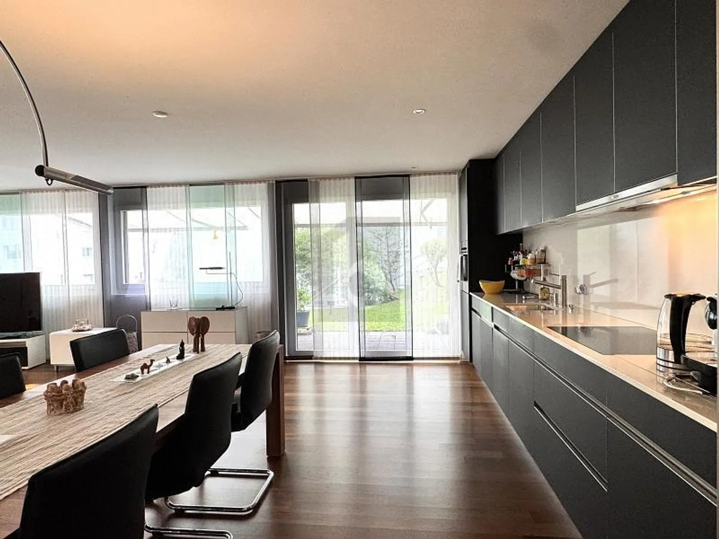 MODERN AND FURNISHED IN A PRIME LOCATION - Photo 1 of 6