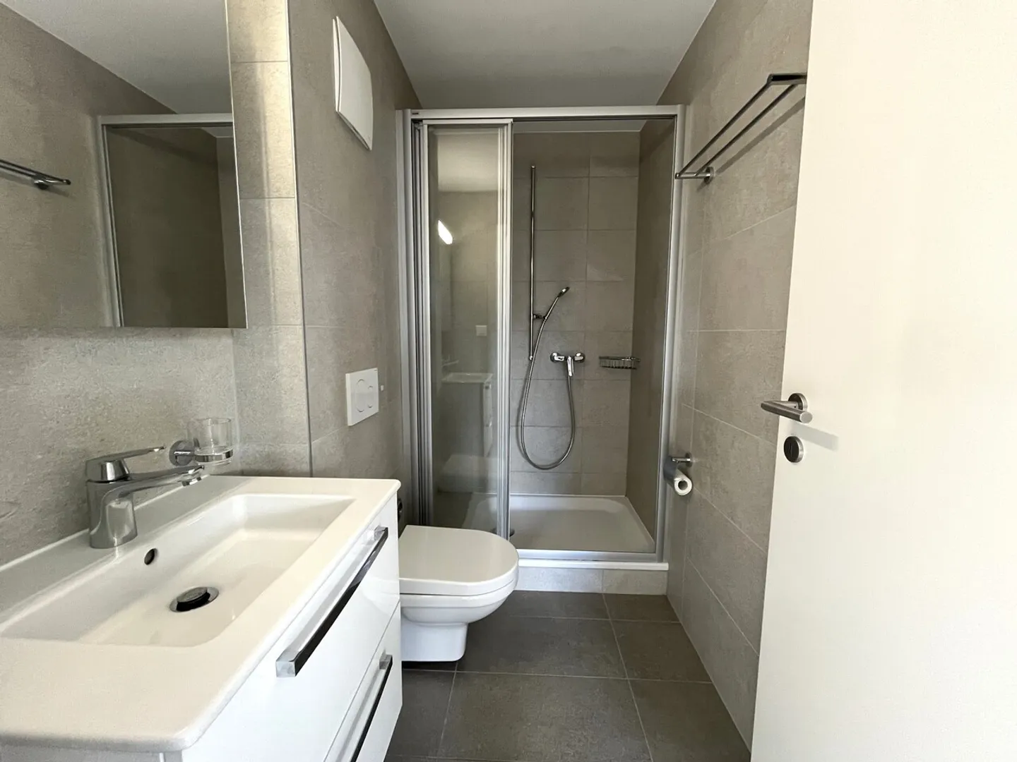 Beau Studio avec grand balcon à Ropraz - Photo 6 sur 8