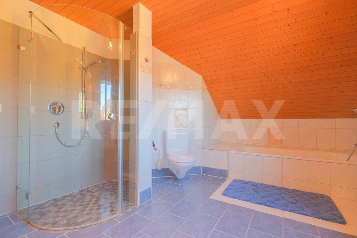 Stylish 5.5 Room Single-Family House: Sunny & Family-Friendly - Photo 12 of 13