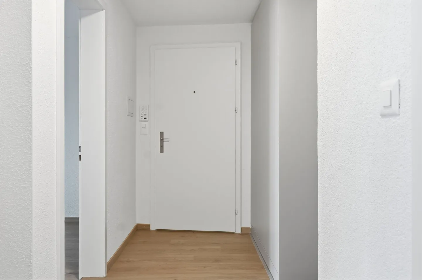 La tua nuova casa a Bronschhofen - appena ristrutturata e pronta per essere abitata - Foto 7 di 7