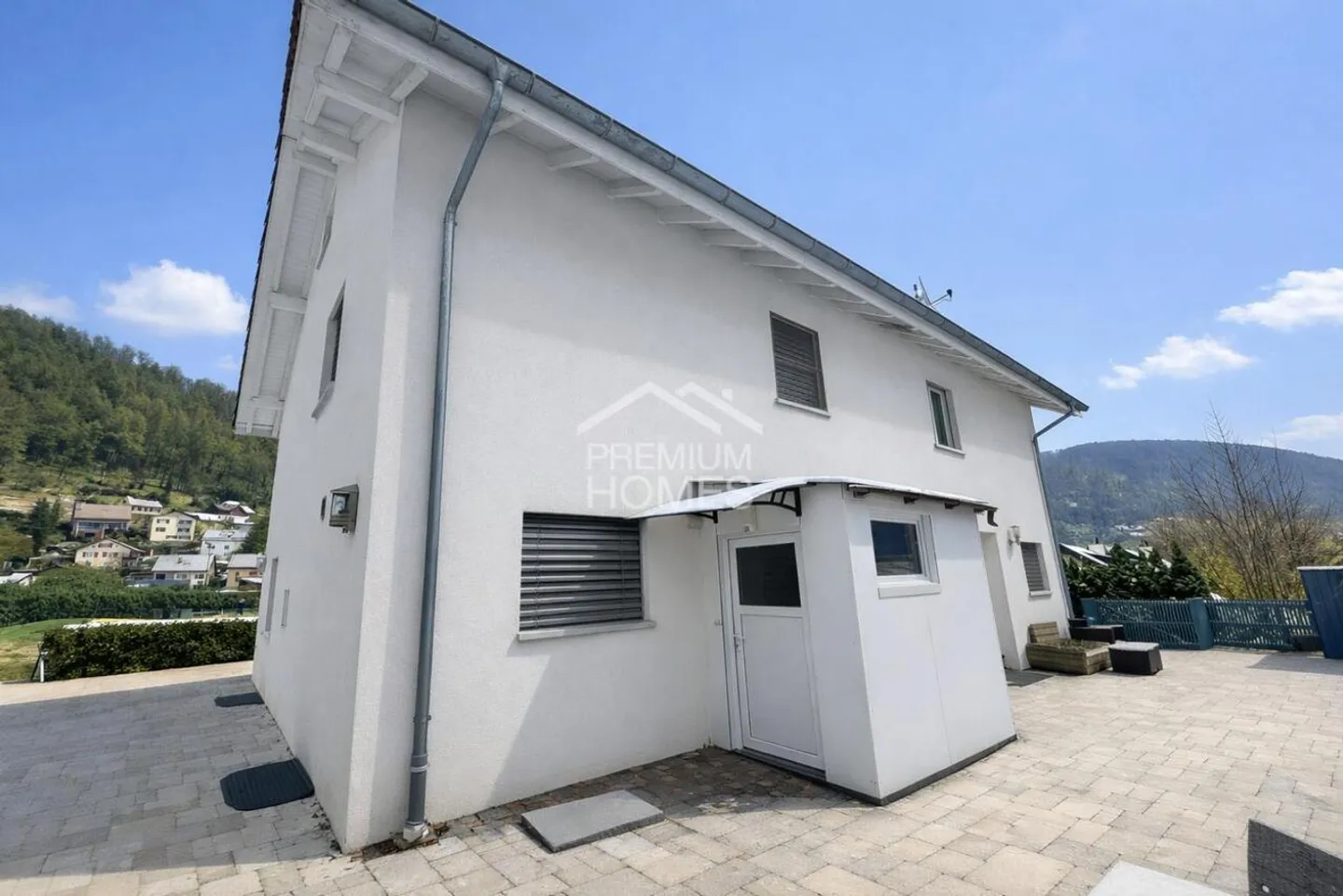 Vivere dove la vita si svolge - Foto 1 di 8