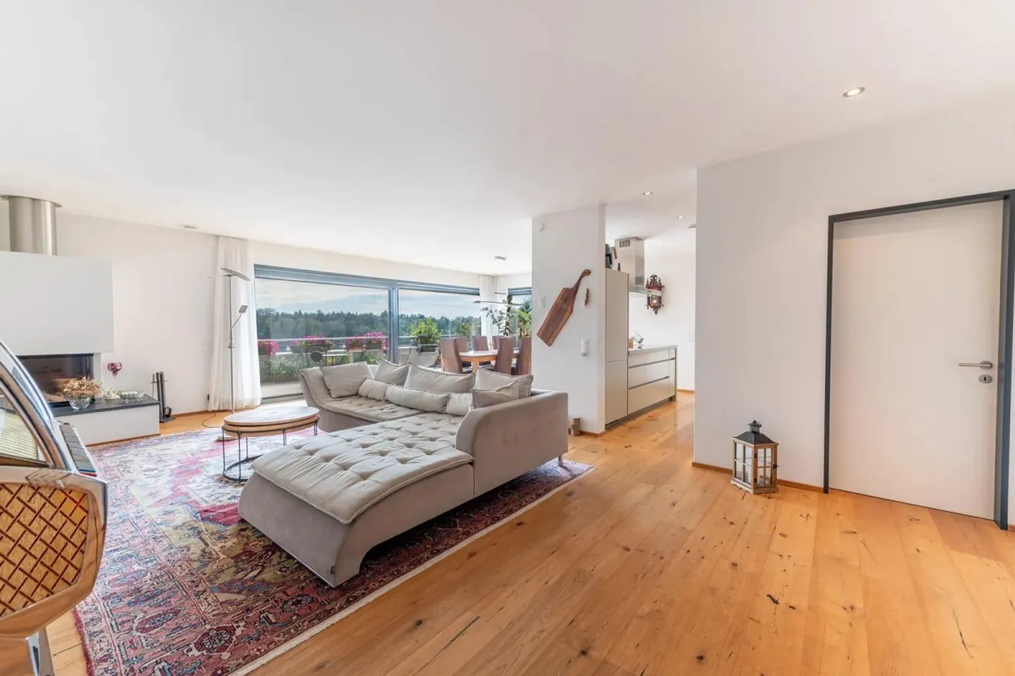 Arrivare, sentirsi bene e godere della vista - elegante appartamento di 4,5 stanze... - Foto 5 di 13