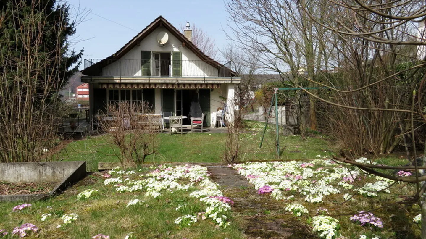 CASA DI 5½ VANI A WORB (BE), ARREDATA, TEMPORANEA - Foto 1 di 4