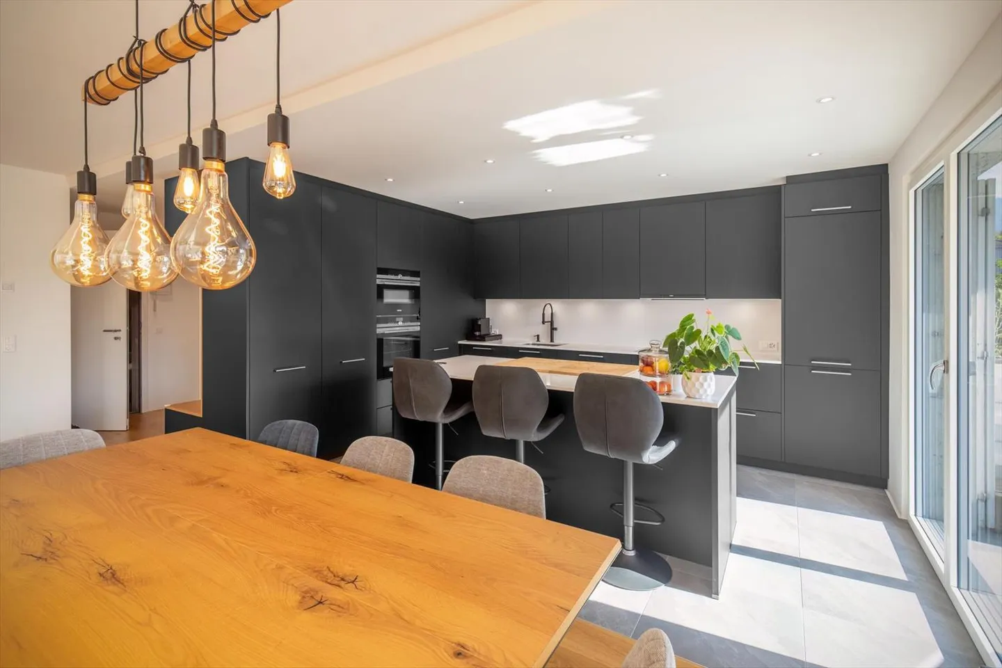 5,5-Zimmer-Wohnung - Foto 1 von 13