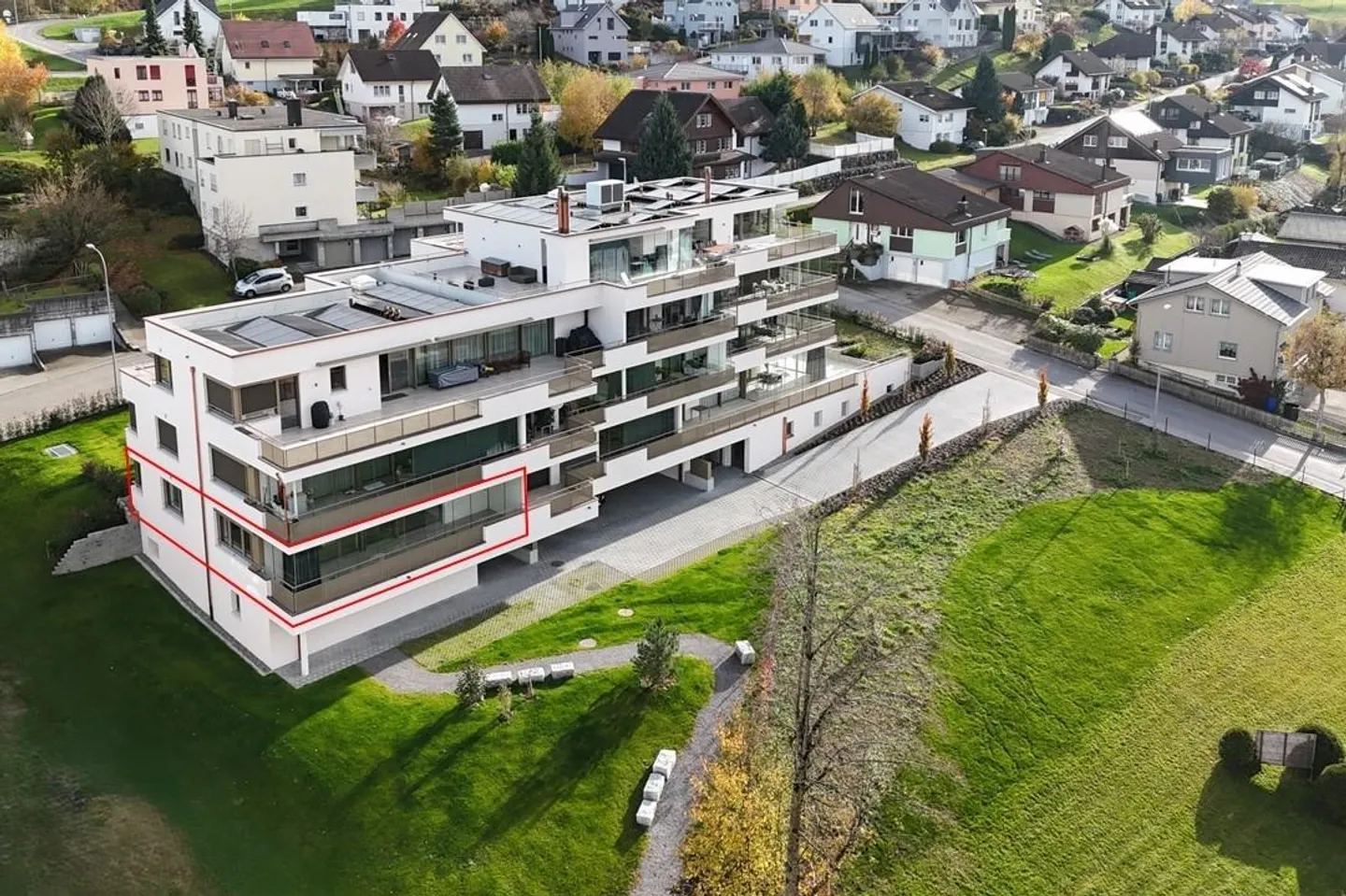 Environnement de vie de haute qualité avec terrasse spacieuse - Photo 1 sur 13