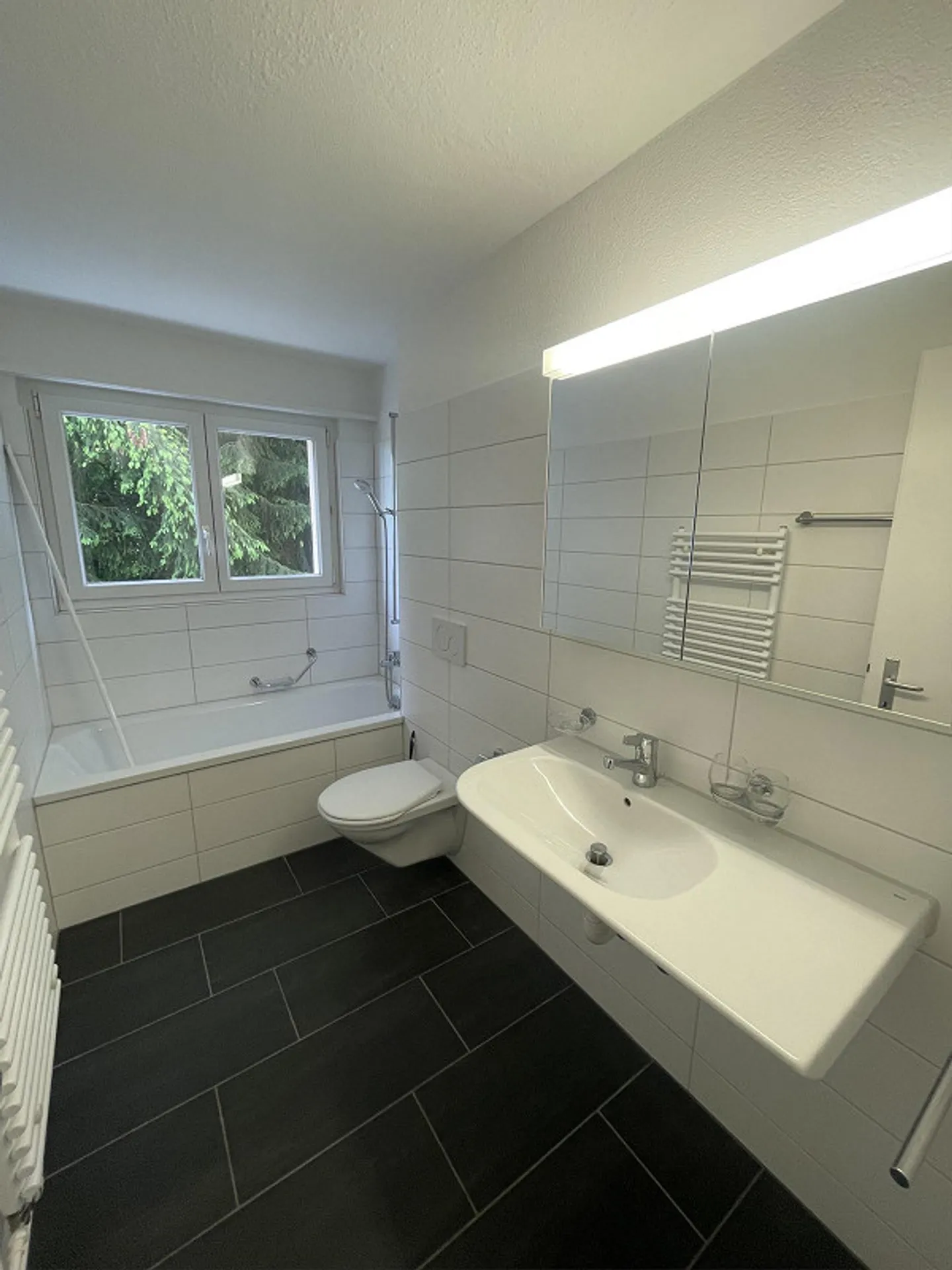 Bright, modern 3-room apartment with balcony in Uzwil - Photo 4 of 10