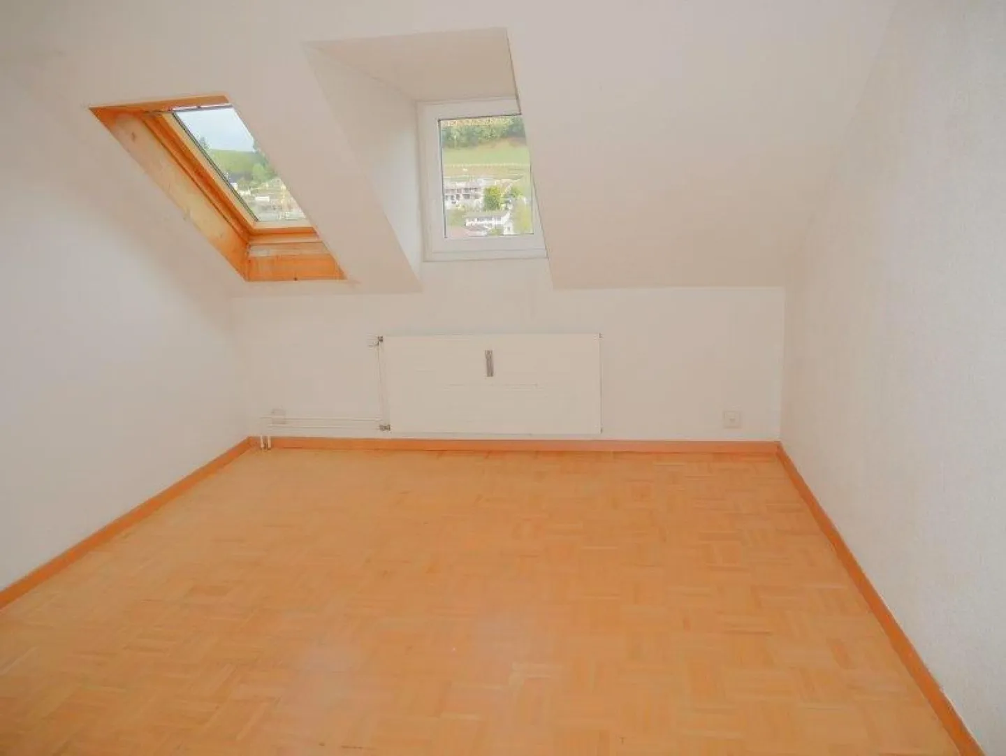 5.05% Nettorendite! Vollvermietetes Mehrfamilienhaus mit Gewerbefläche! - Foto 14 von 19