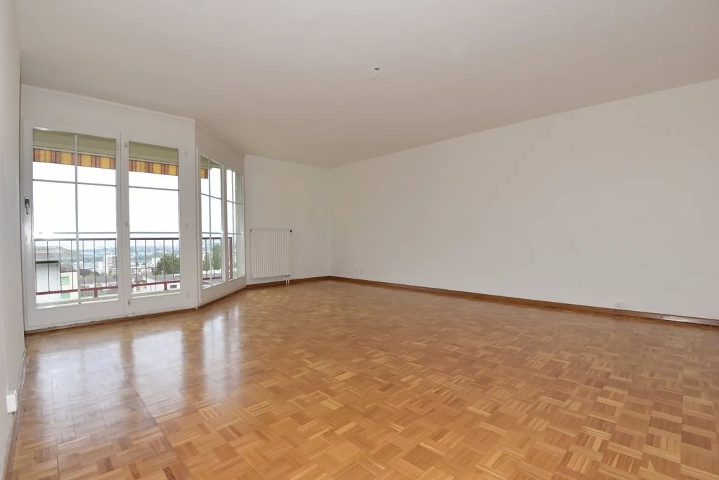 Appartement de 3 pièces avec vue sur le lac - Photo 3 sur 11