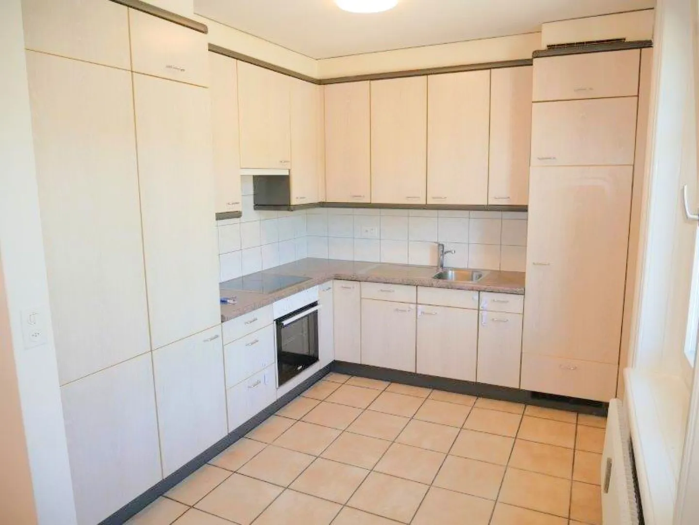 5.05% Nettorendite! Vollvermietetes Mehrfamilienhaus mit Gewerbefläche! - Foto 10 von 19