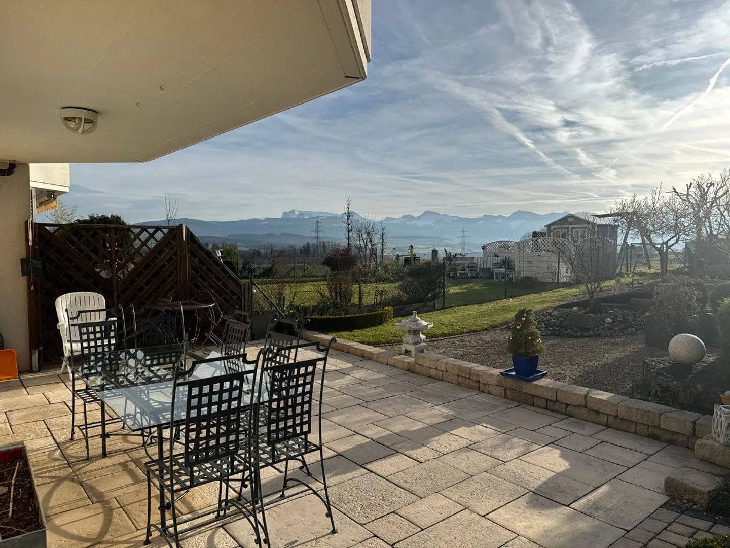 Exclusif : Très bel appartement au rez-de-chaussée avec jardin paysager - Photo 1 sur 13