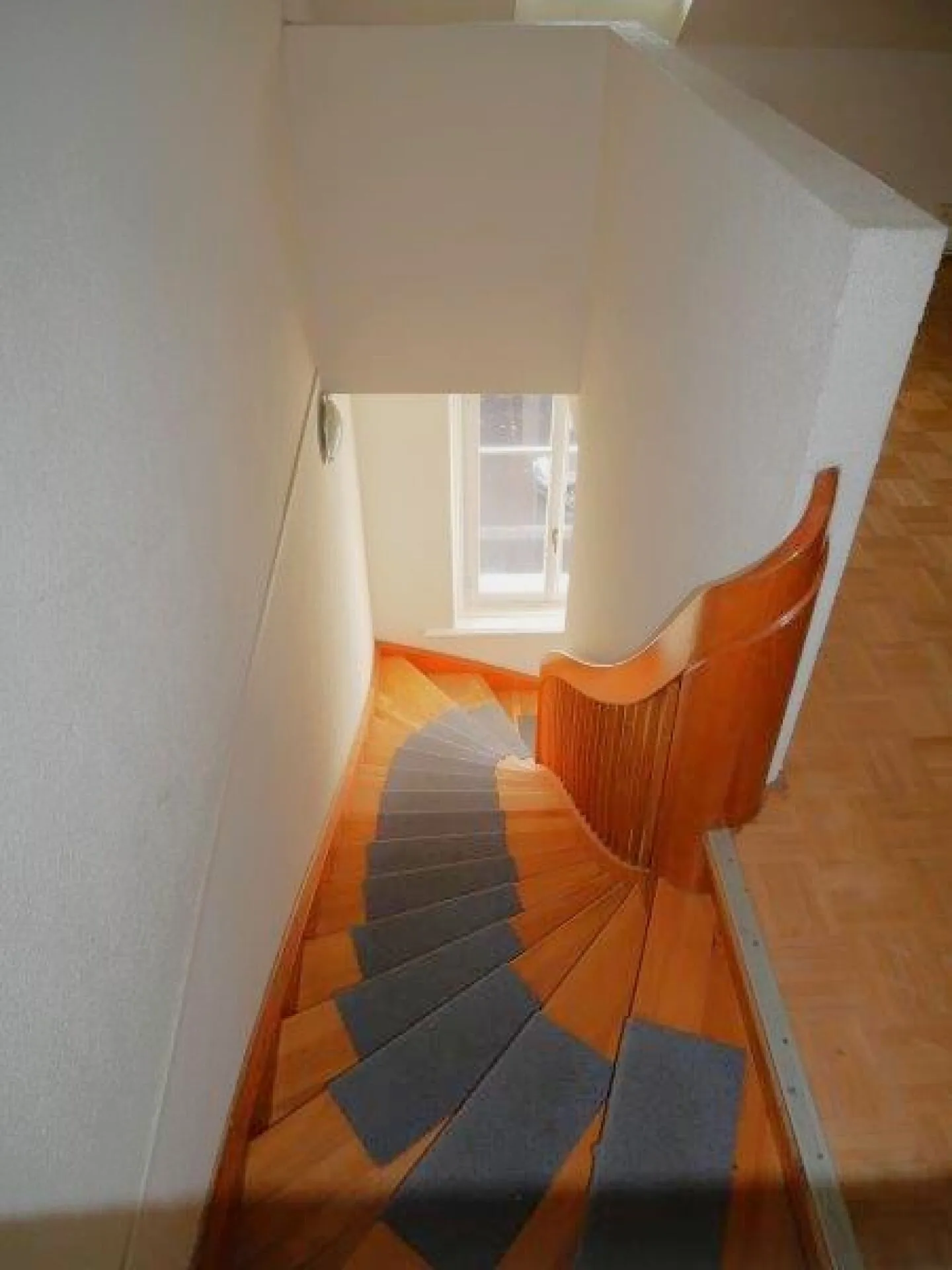 5.05% Nettorendite! Vollvermietetes Mehrfamilienhaus mit Gewerbefläche! - Foto 17 von 19