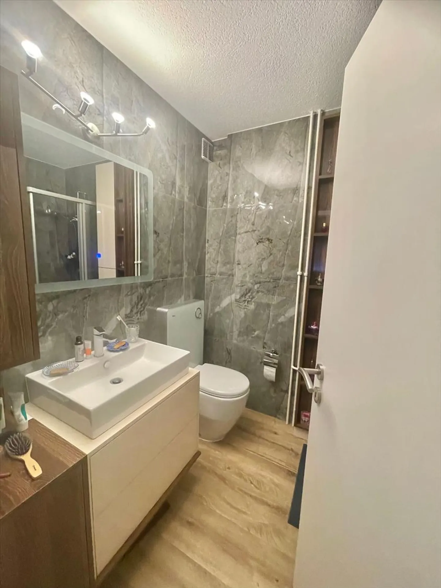 Appartamento affascinante di 2,5 stanze - Foto 5 di 13