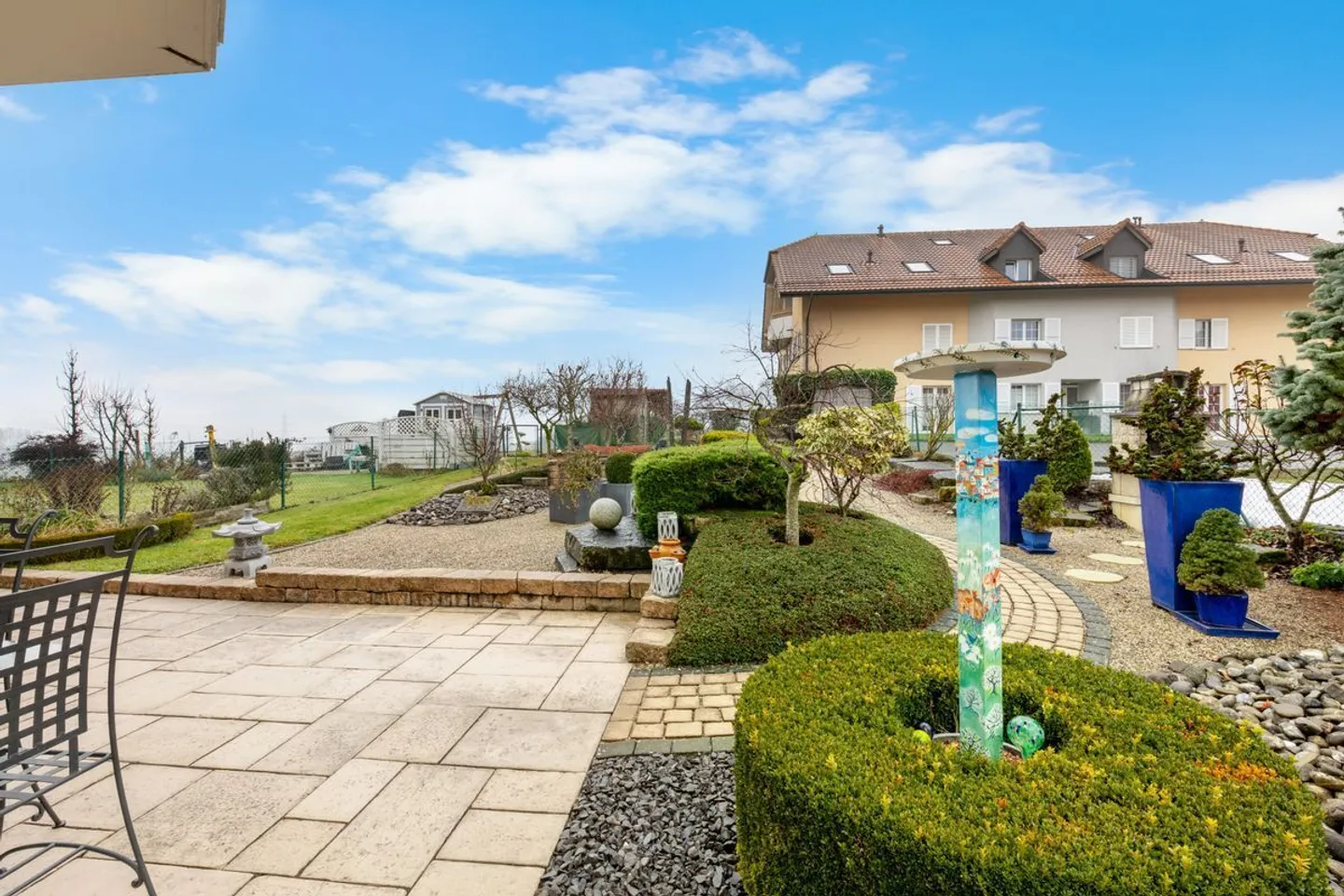 Exclusif : Très bel appartement au rez-de-chaussée avec jardin paysager - Photo 9 sur 13