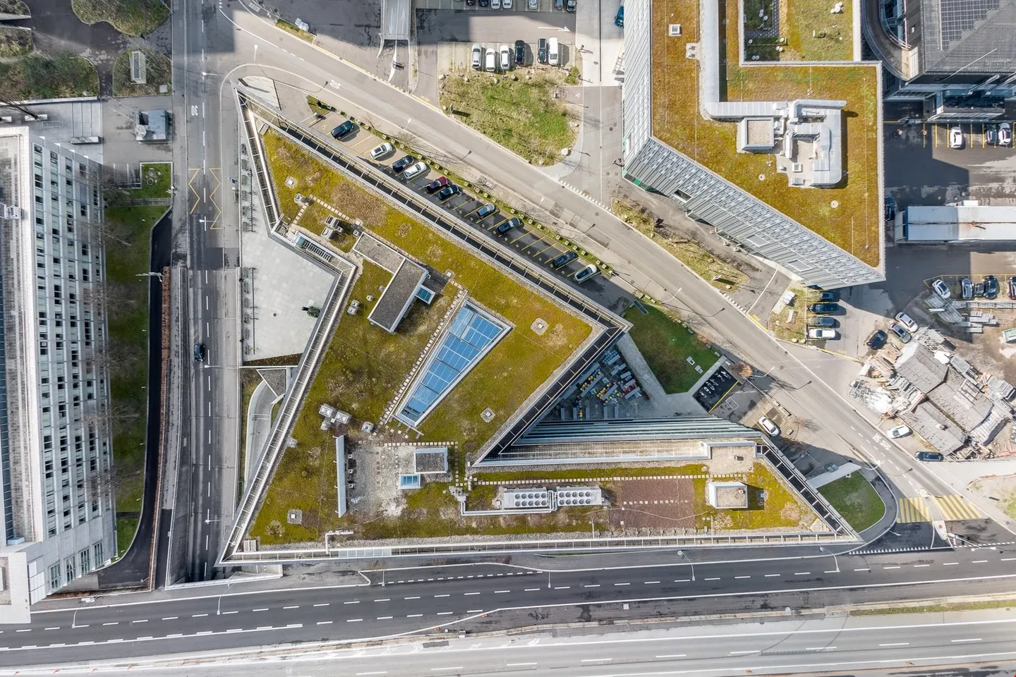 Office space for rent - Photo 3 of 9