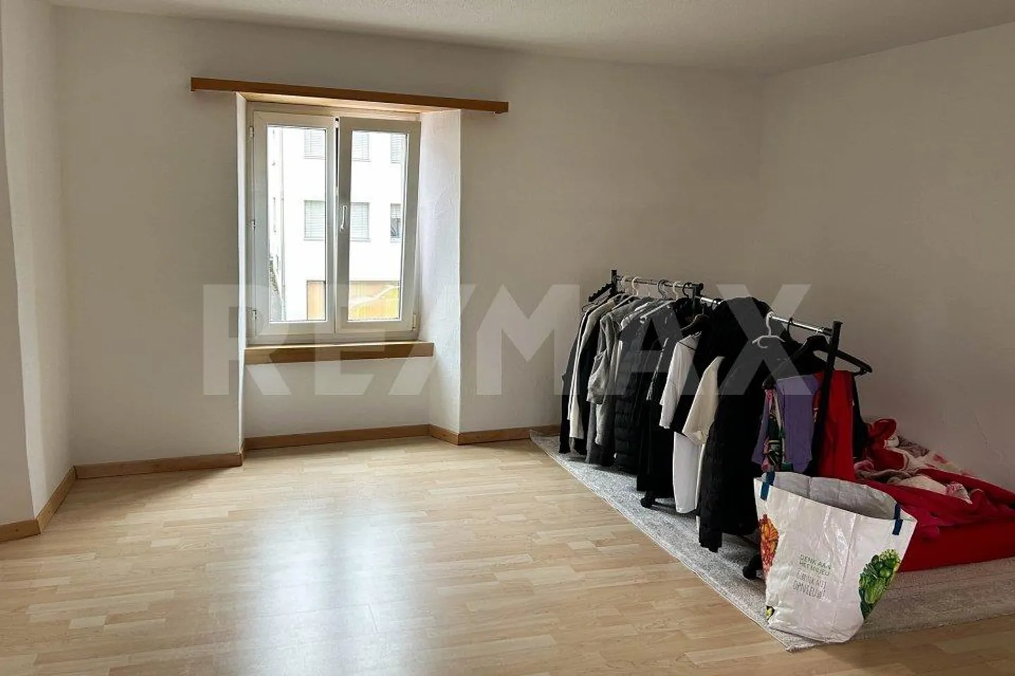 Maison multifamiliale avec cour, part de stable et remise au cœur de... - Photo 9 sur 13