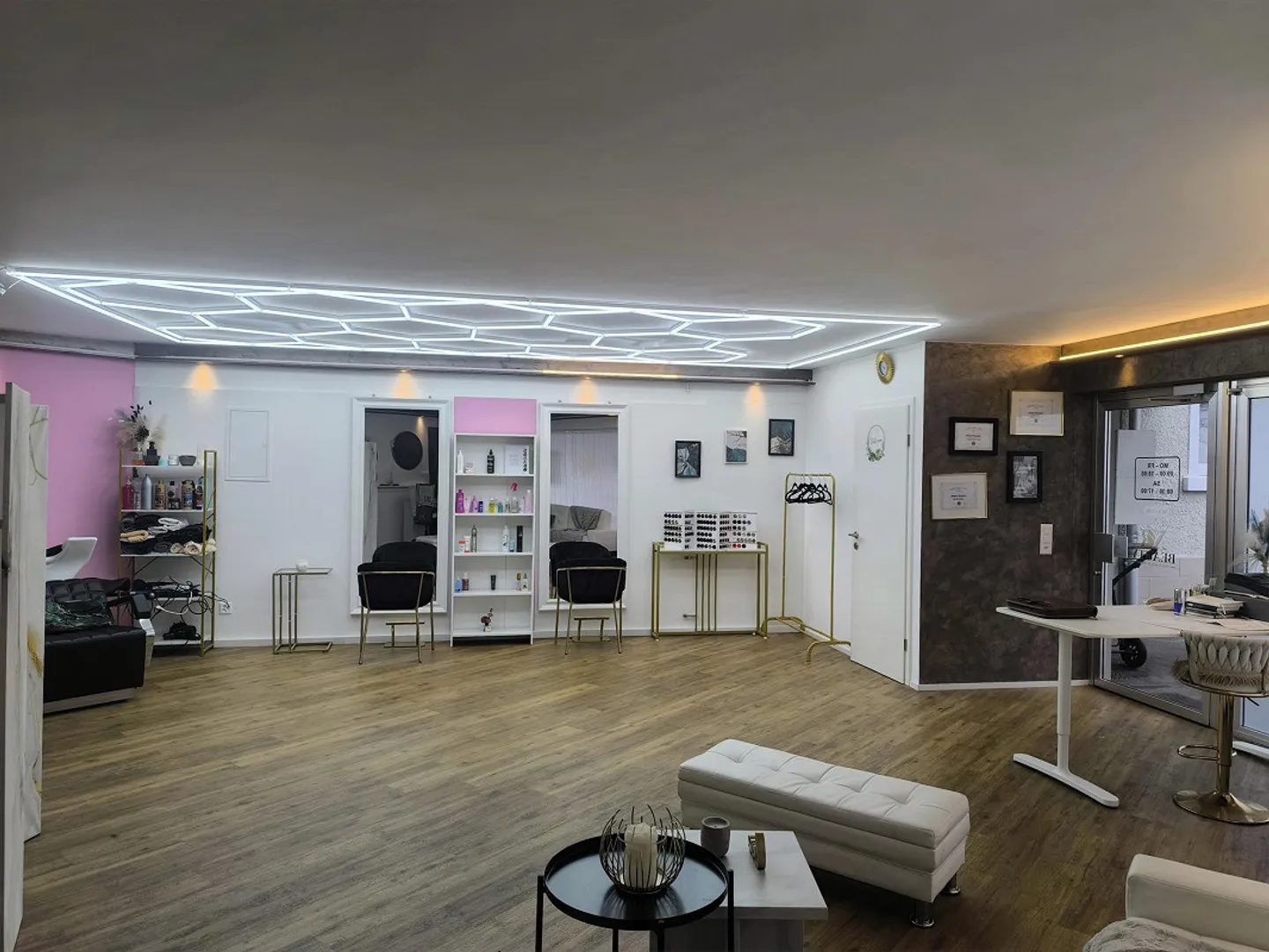 Retail Space in Central Location - Photo 4 of 5