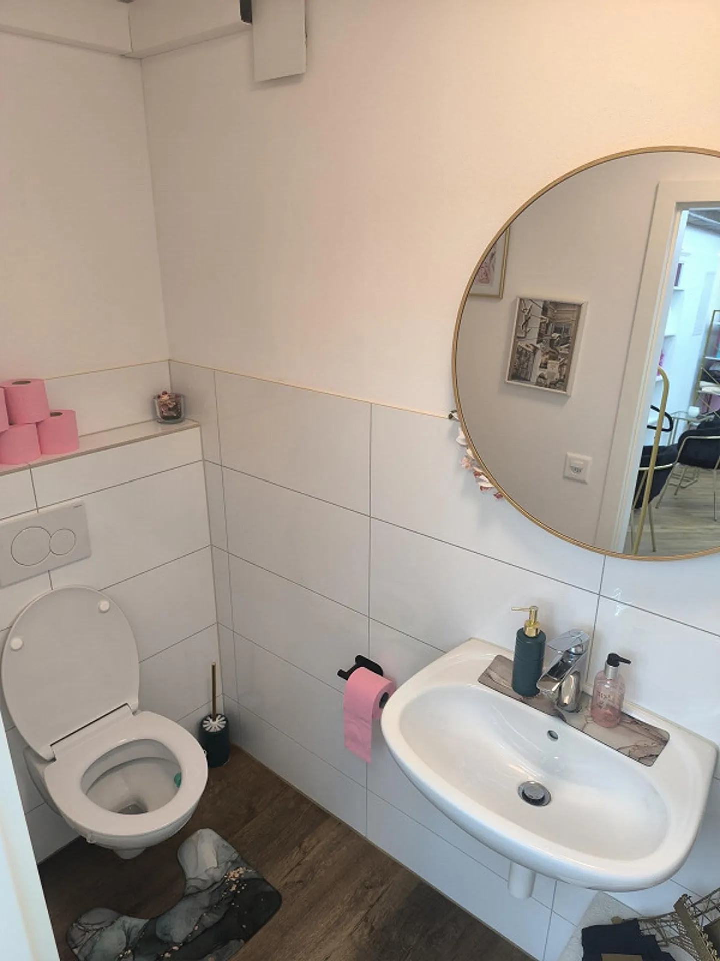 Retail Space in Central Location - Photo 5 of 5